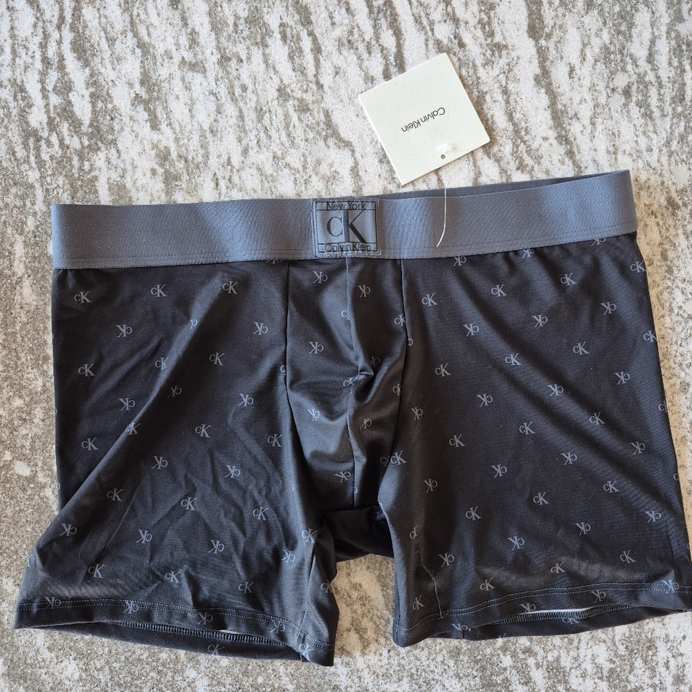 Calvin Klein Men's CK Established Boxer Brief Underwear Size Medium NEW